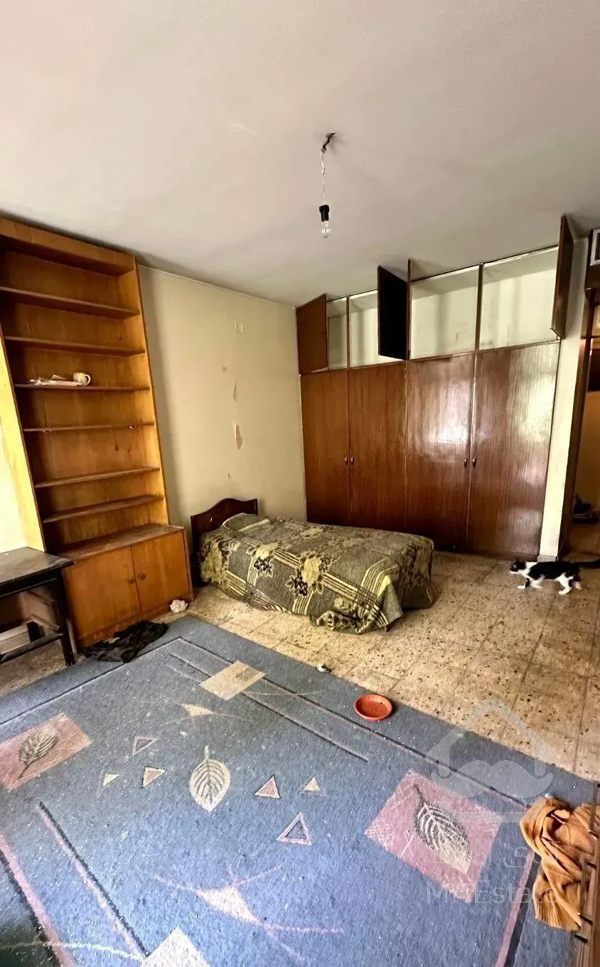 ۳۰۰ متر ۳ خواب قدیمی در بهجت آباد، زرتشت، لارستان