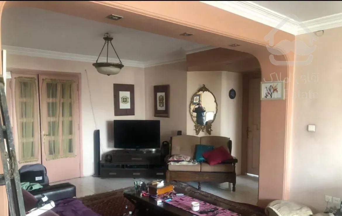 ونک شیراز شمالی اصیل نشین ۲۲۰ متر ۳خواب بدون مشابه