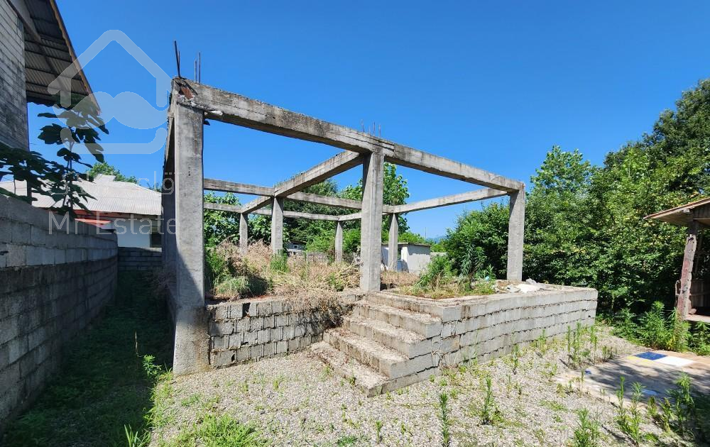 ۲۶۰ متر زمین ۱۰۰ متر ویلای نیمه ساز روستای