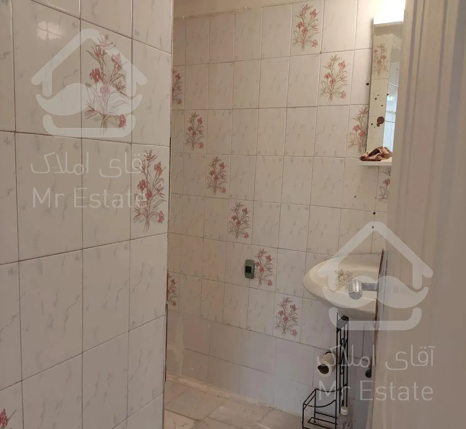 ۱۲۰متر/دوخواب/مناسب سرمایه گذاری،قدرالسهم بالا