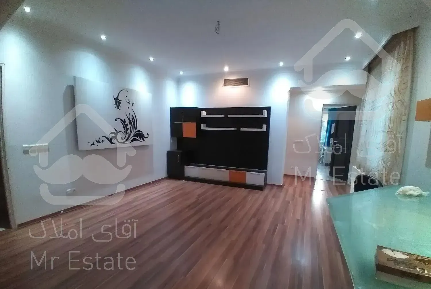 ۱۹۰ متر۳ خوابه شیراز شمالی خ آفتاب