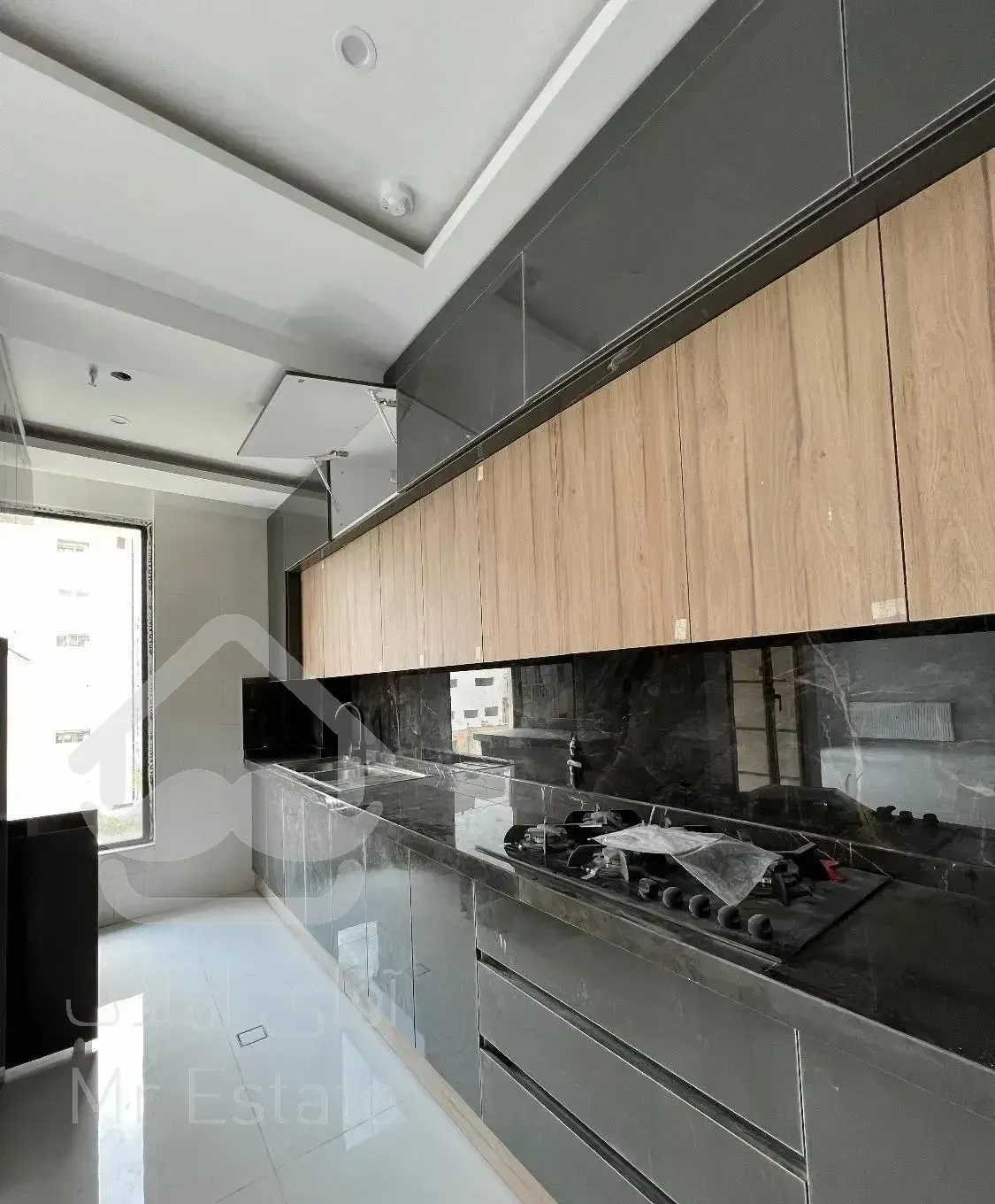 اوایل دانش اموز/170مترصفر/معاوضه/دونشیمن