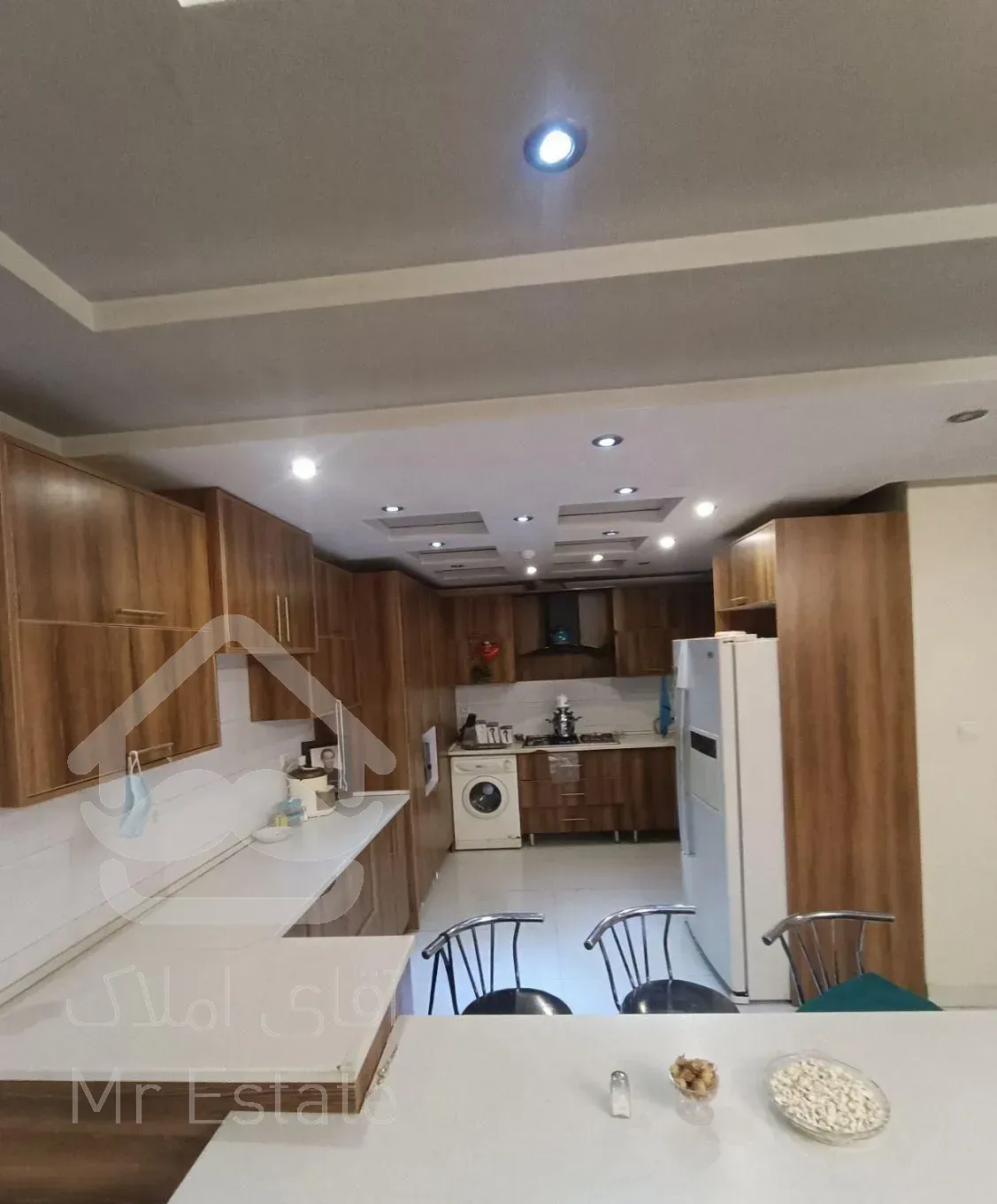 151متر 3خواب شیک فول امکانات (سهروردی-عباس آباد)