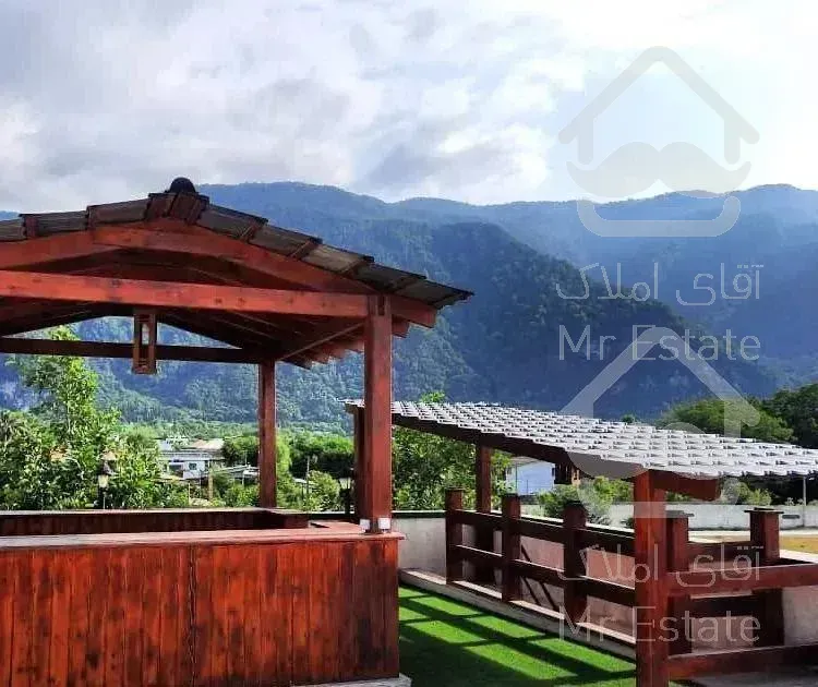 ویلا تریبلکس ۳۳۰متری/استخر ۴فصل / منطقه کاملابرند