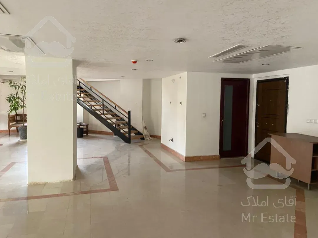 ۳۷۰ متر دوبلکس غرب دریاچه چیتگر