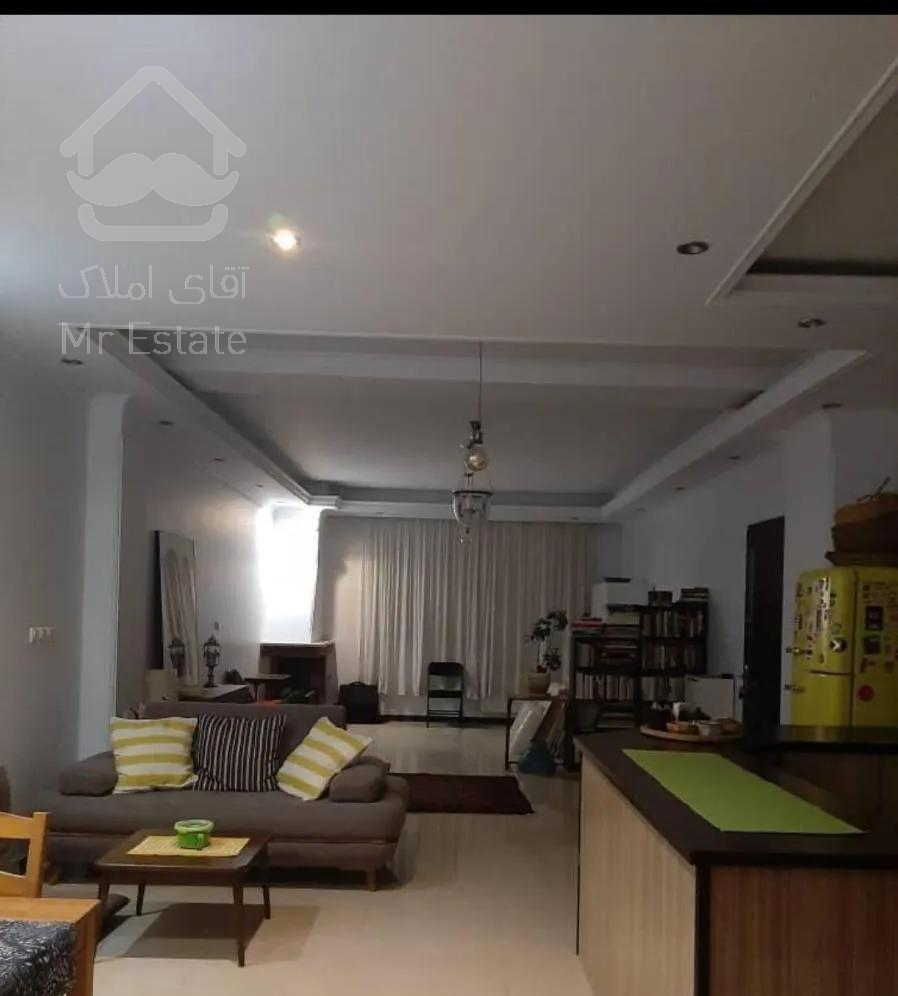 ۱۰۲ متر.دو خواب .خ خردمند شمالی