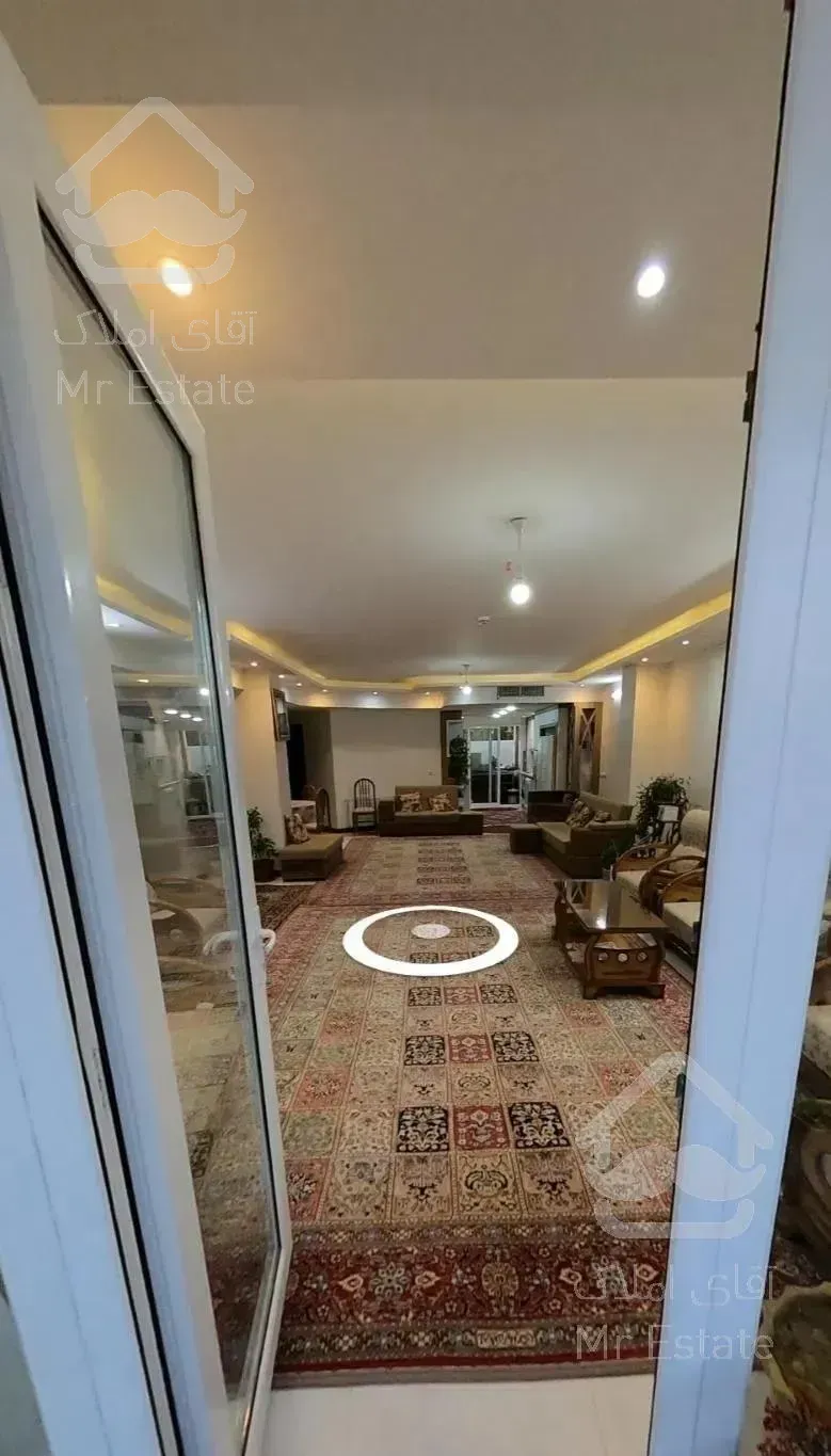 اپارتمان 145متری/ پر نور