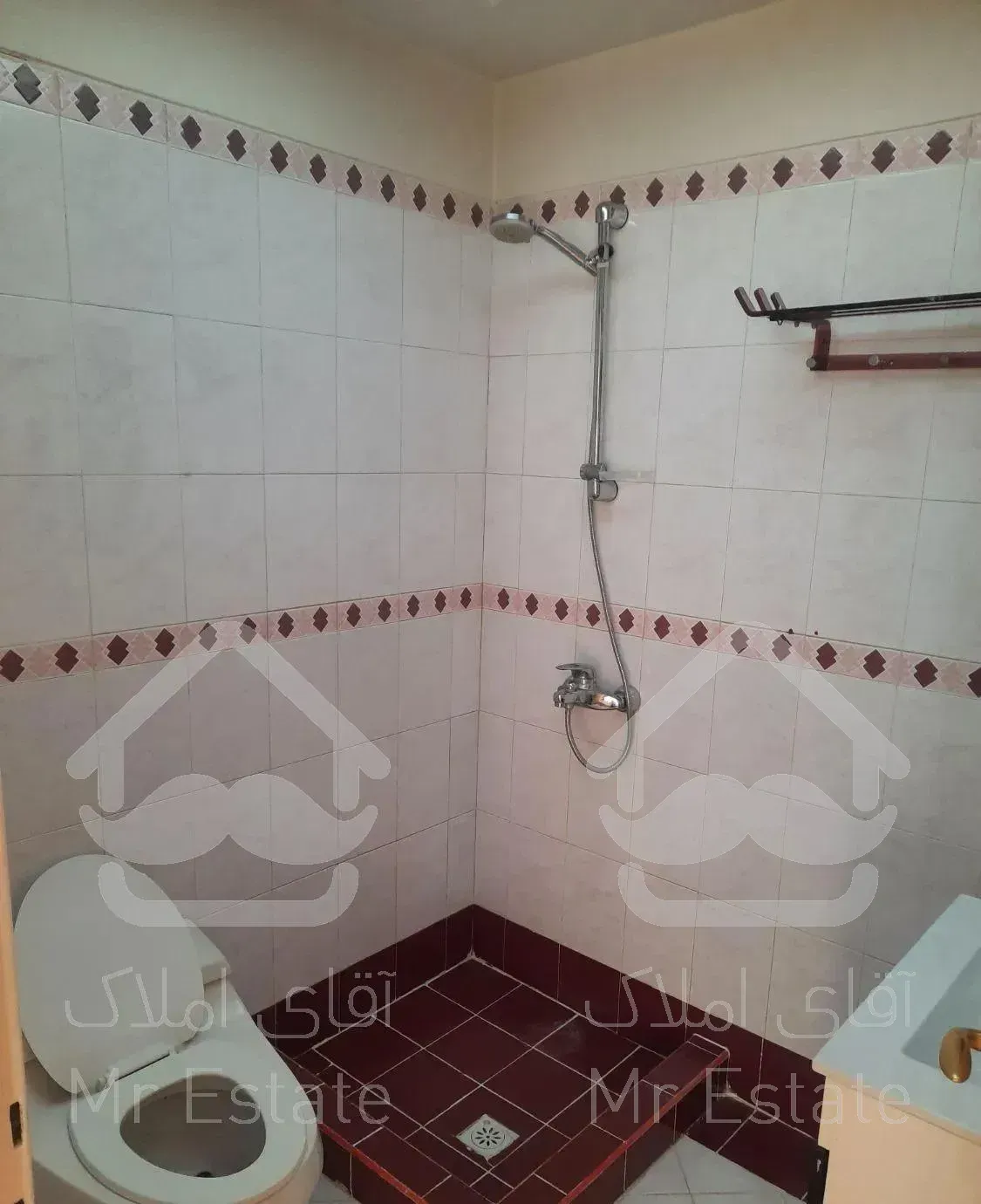 فرمانیه ۱۷۰ متر ۳ خواب ۱مستر