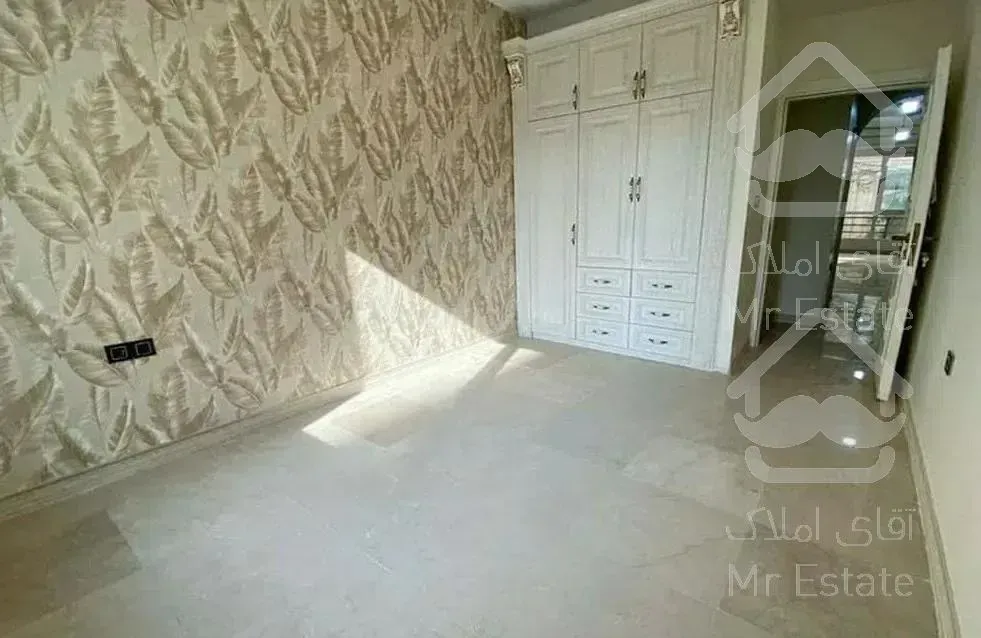 آپارتمان۱۴۵متری/سه خوابه+خ مستر/وام‌دار/چیتگر