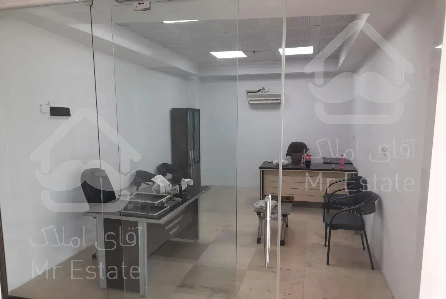 مغازه داخل پاساژ گلستان