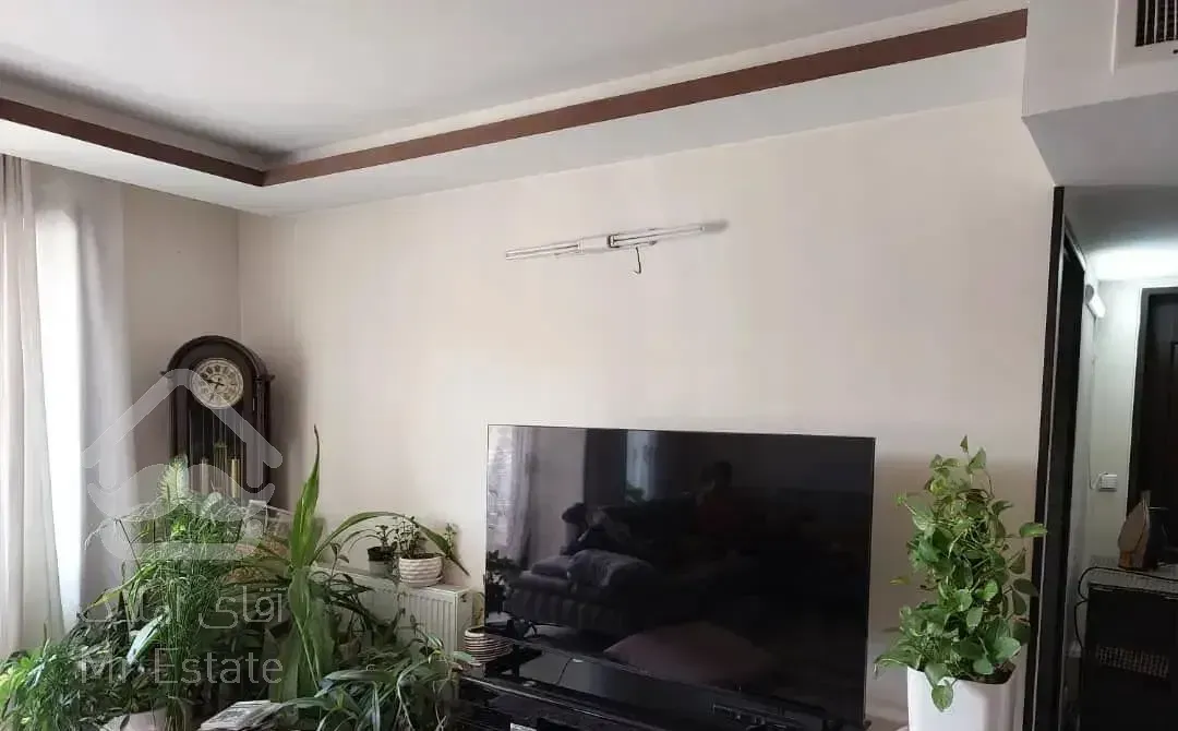 آپارتمان ۱۰۰ متری دو خواب در ملک شمالی