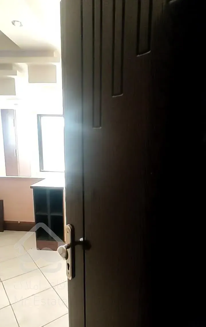 آپارتمان 95 متر،دوخواب،جنوبی/گل ارغوان،ارغوانیه