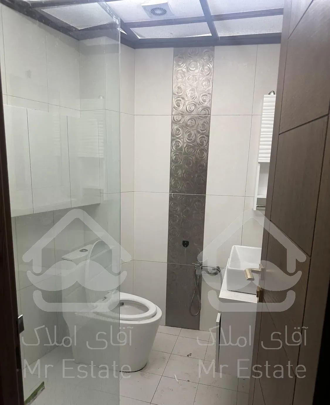 ٨٣مترخوش نورونقشه ازگل