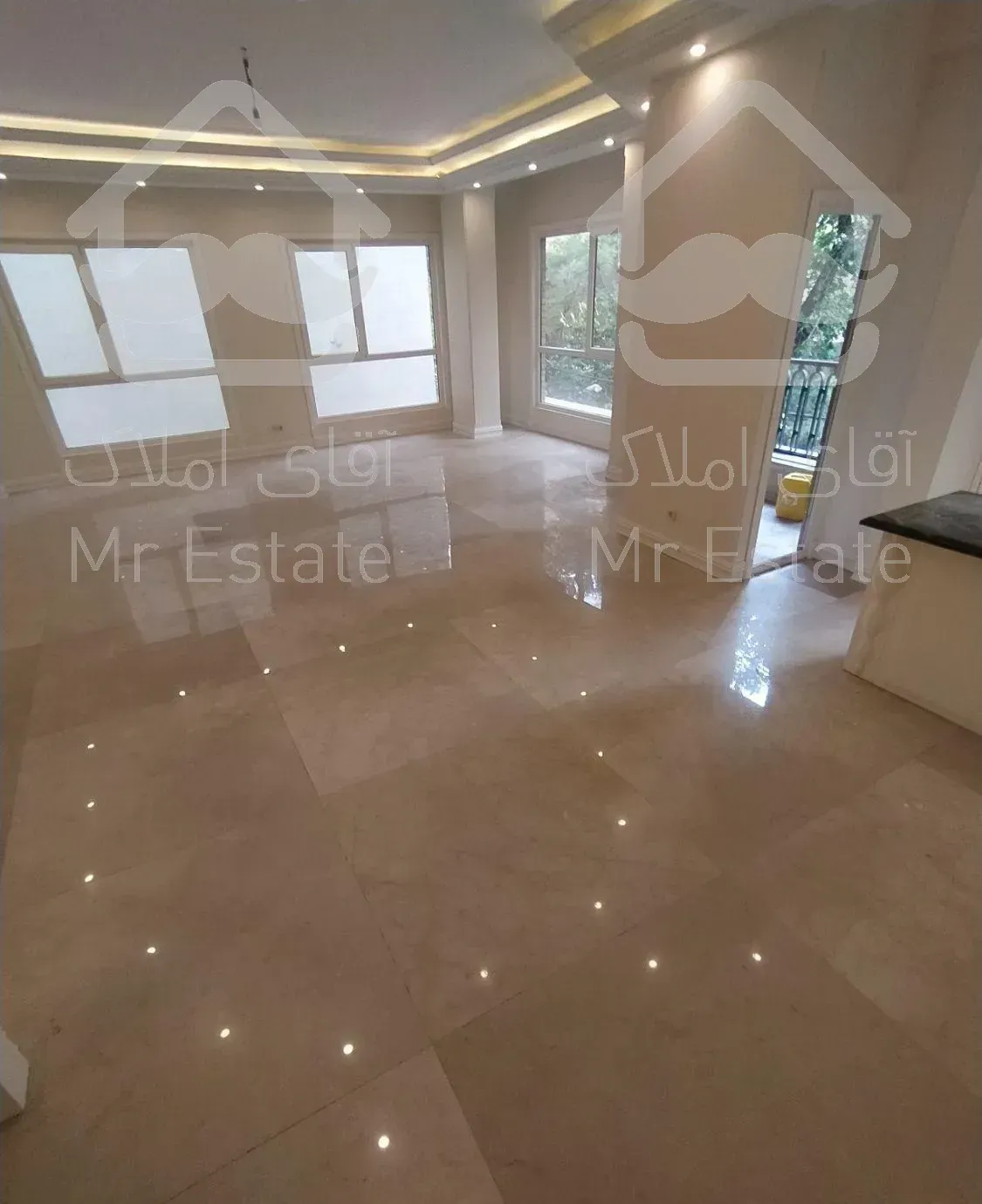 رهن آپارتمان۱۷۲متری شیک نیاوران