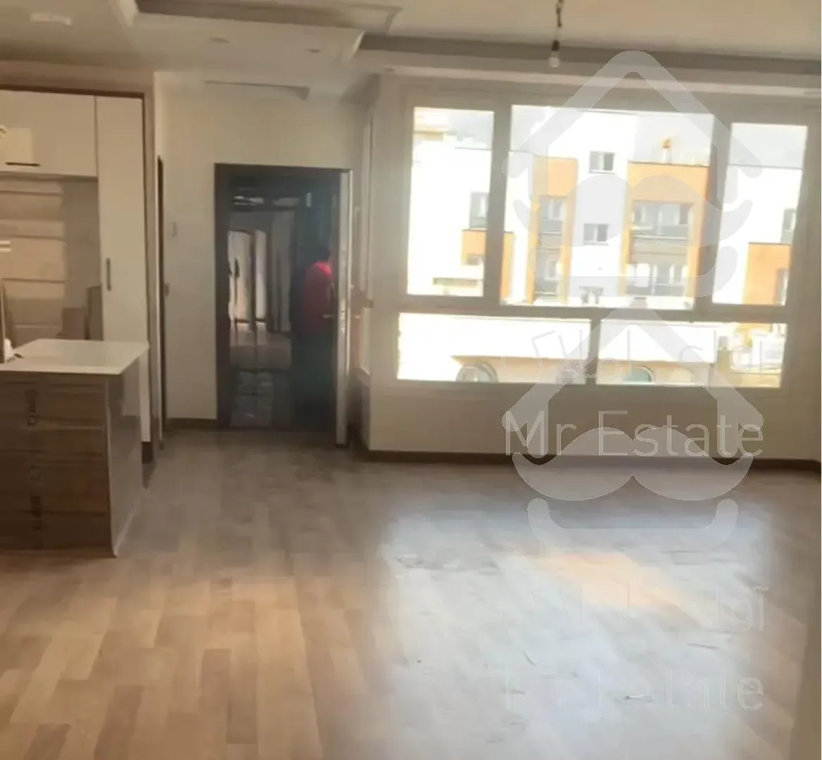 اپارتمان ۱۱۵ متر تکواحدی دیباحی جنوبی