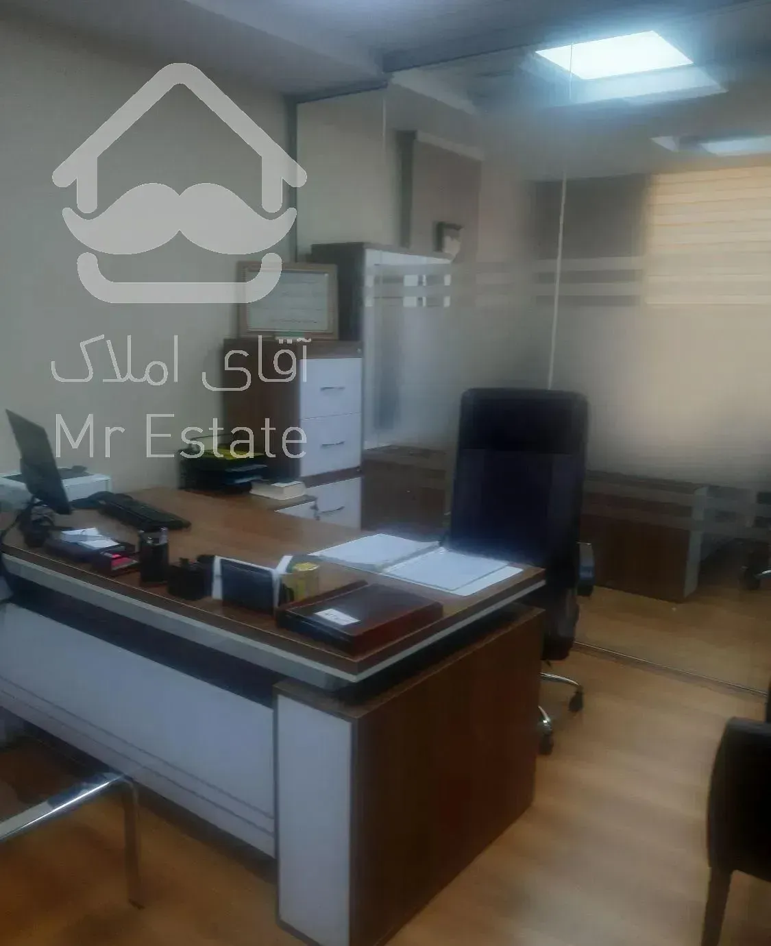 ۱۰۰متراداری،‌آبشار،کنتراست مال یاس۳، دریاچه چیتگر