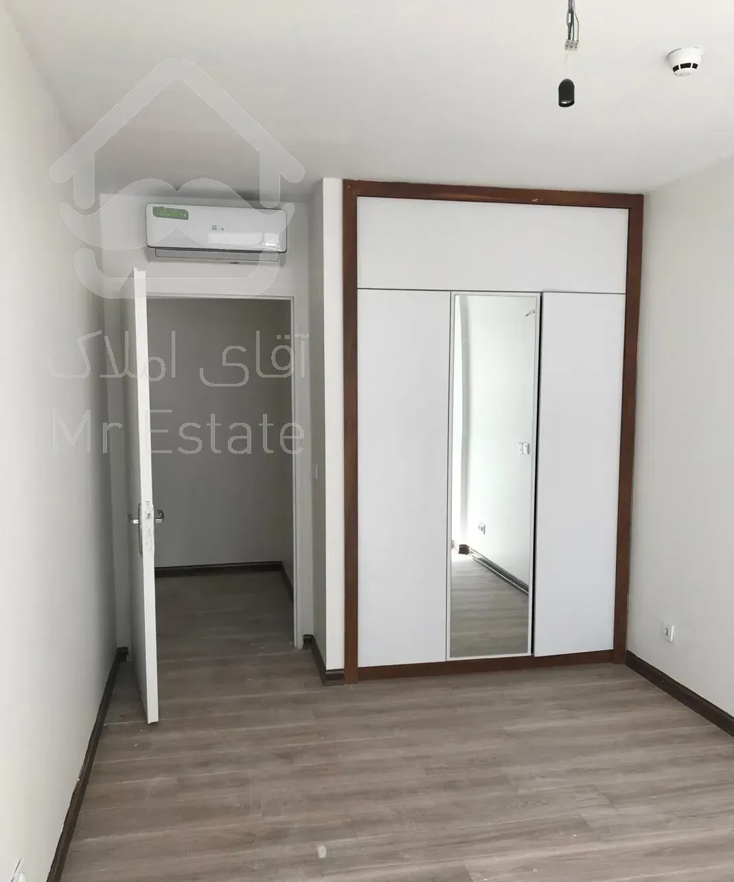 ۱۱۰متر ویو آزاد بدون مشرف جنوبی طبقه۲۰ شهرک خرازی