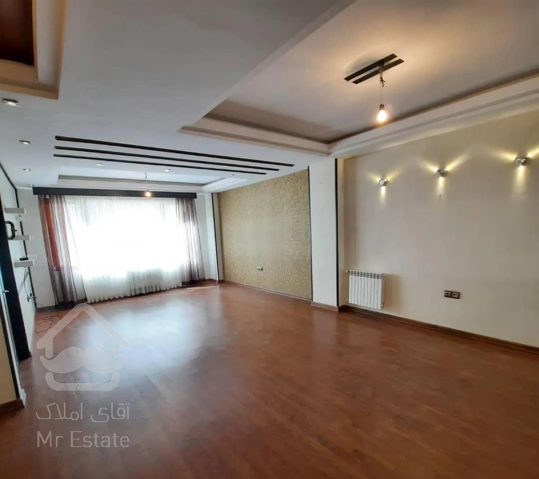 آلاله شرقی / نیلوفر / ۱۰۰متر / ۵ ساله