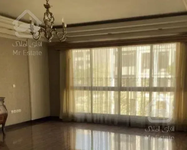 ۱۴۰ مترنیاوران شمال کاخ مناسب سخت پسندان غرق درنور