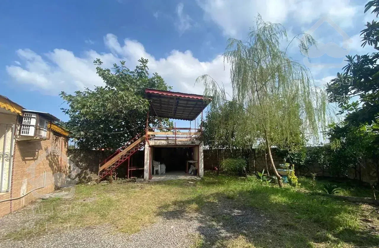 ویلا۳۰۰متری اطراف لشت نشا۱۲دقیقه ای فاصله ساحل