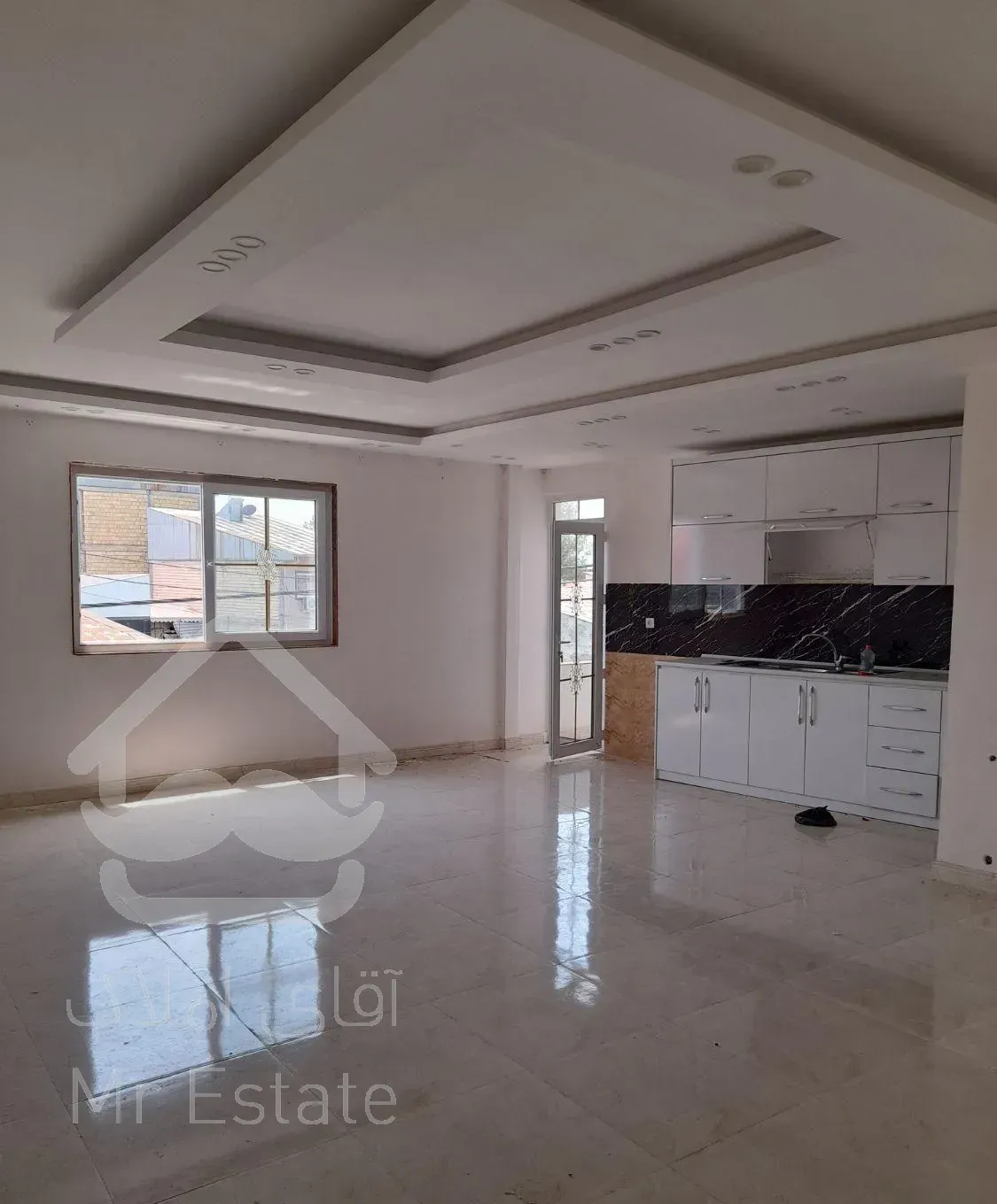 فروش واحد ۱۱۷متری پارکینگ اختصاصی خوش قیمت