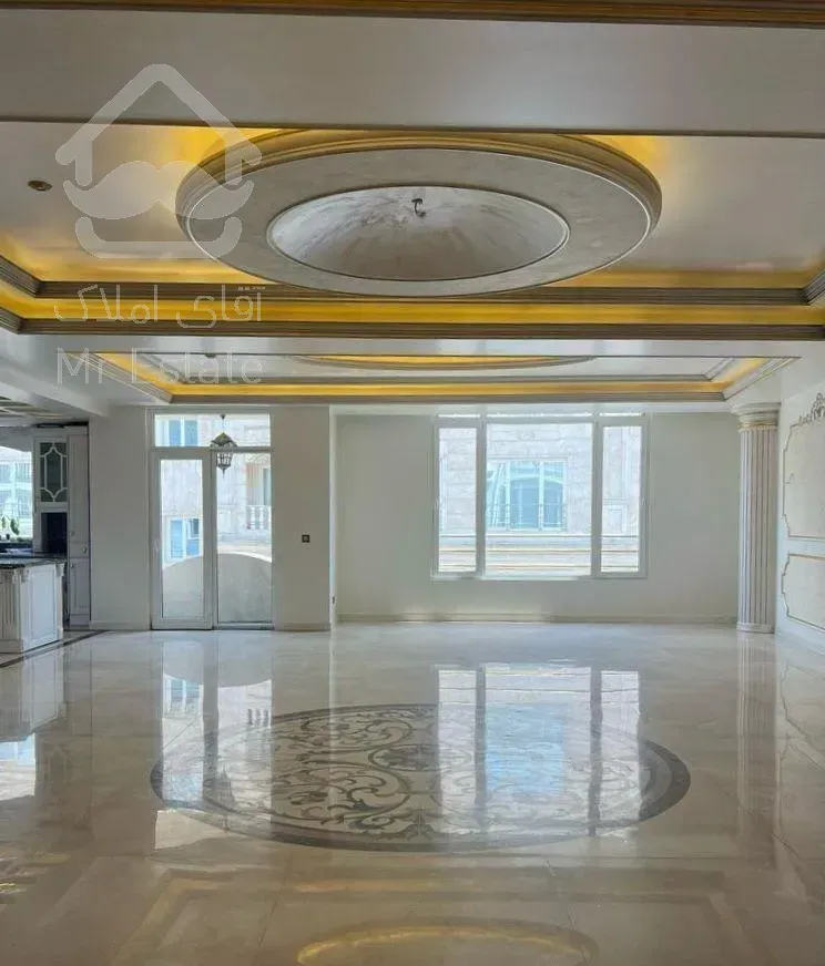 نیاوران امیر ۲۵۰ متر ۳خواب ۳مستر کلیدنخورده