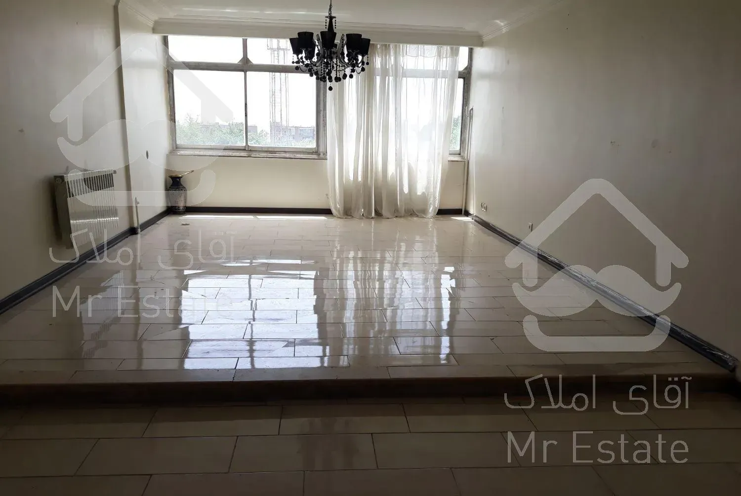 آپارتمان ۱۳۰ متری ۲ خوابه