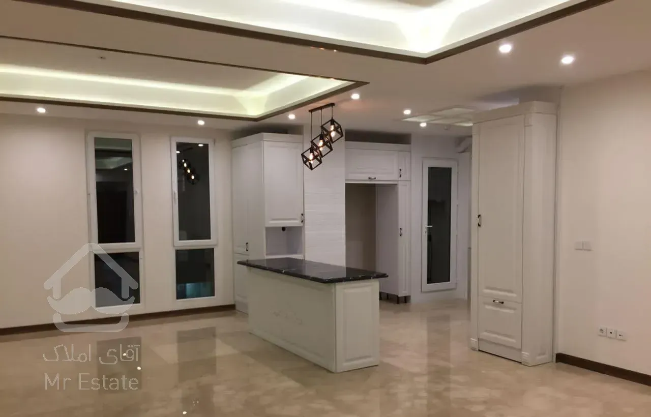 ۱۲۵مترنوساز کلید نخورده روبه افتاب فلکه اول صادقیه