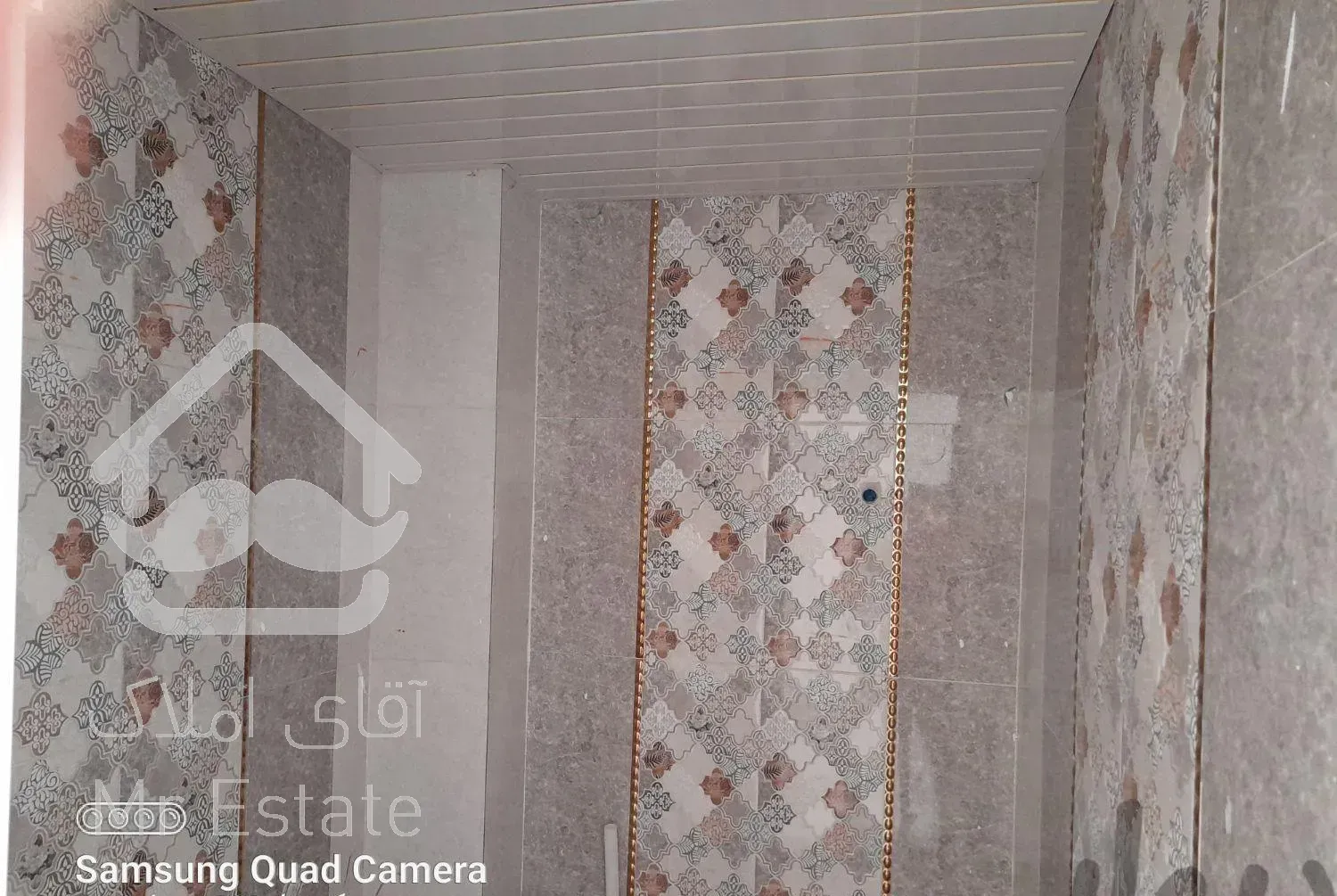 کاشی کاری سرامیک پرسلان بین کابینت