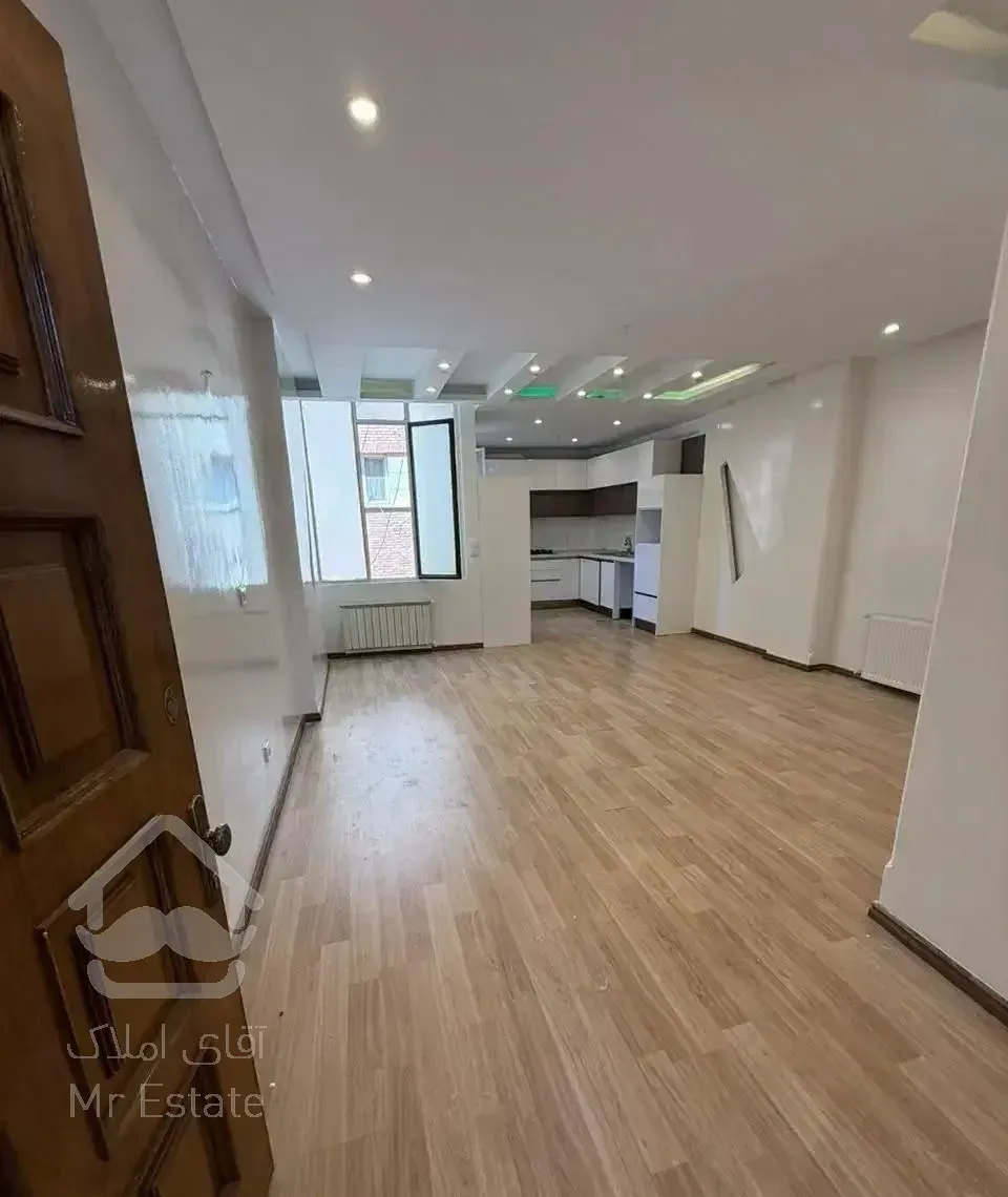 آپارتمان ۵۹متری ۱خواب . بازسازی شده . طوقانی