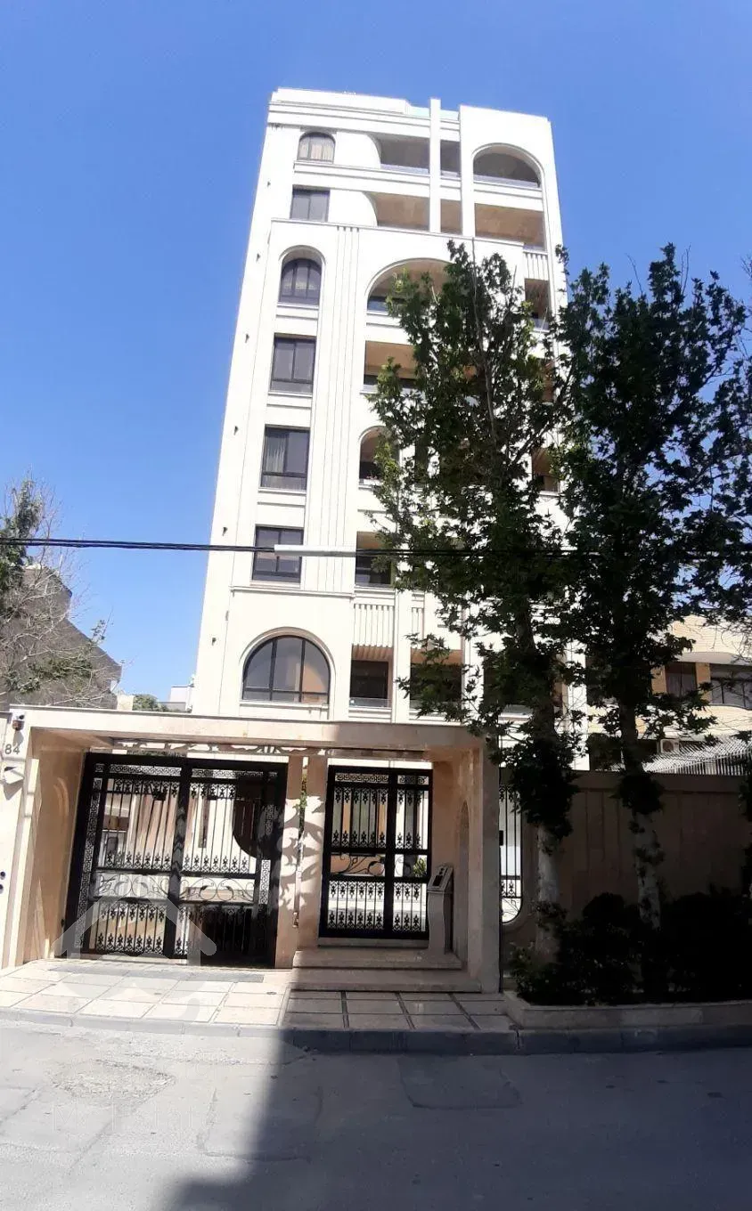 ۲۳۰متر/مجموعه آبی/تاپ لوکیشن/نقد اقساط