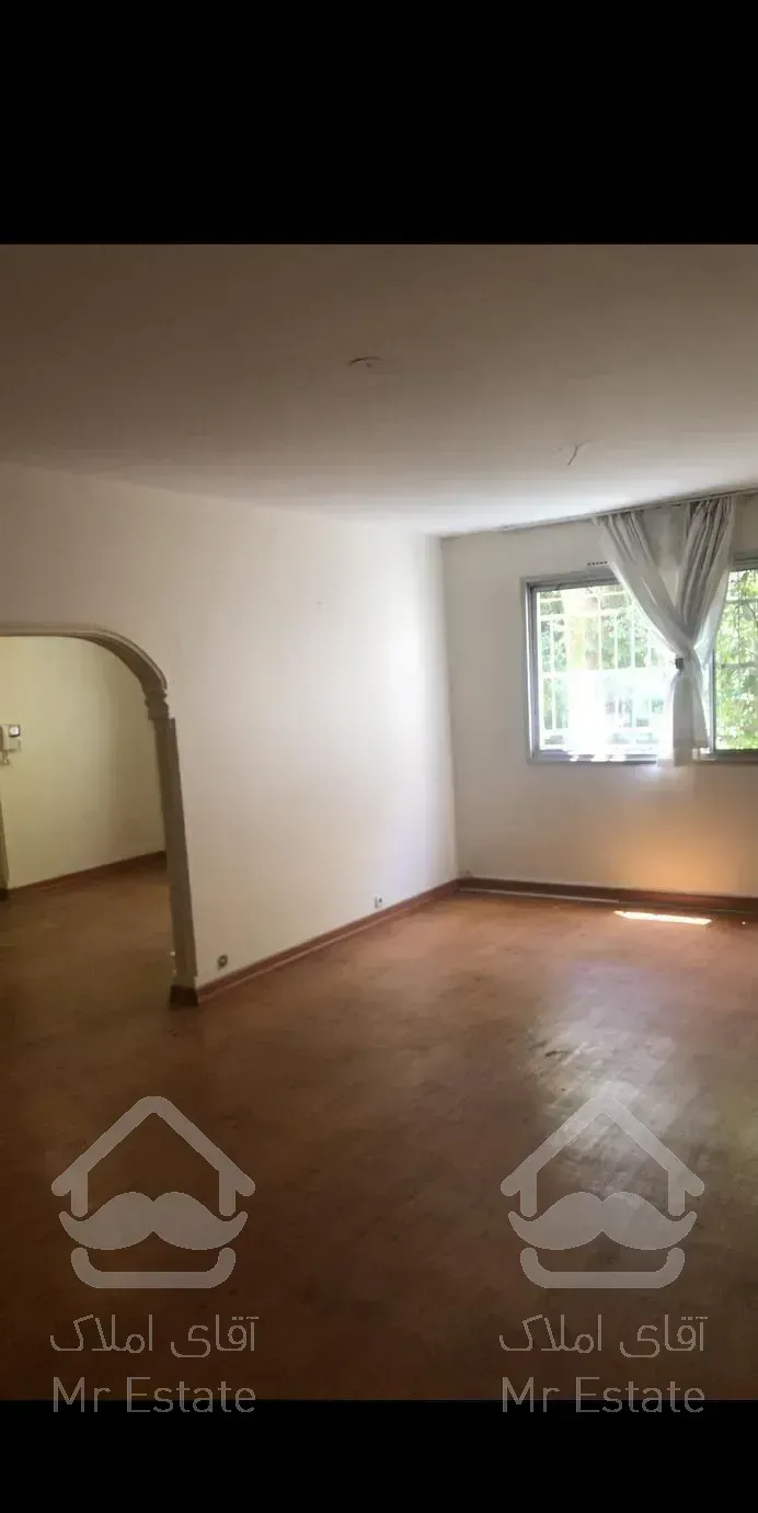 اپارتمان ۱۱۰ متری مسکونی