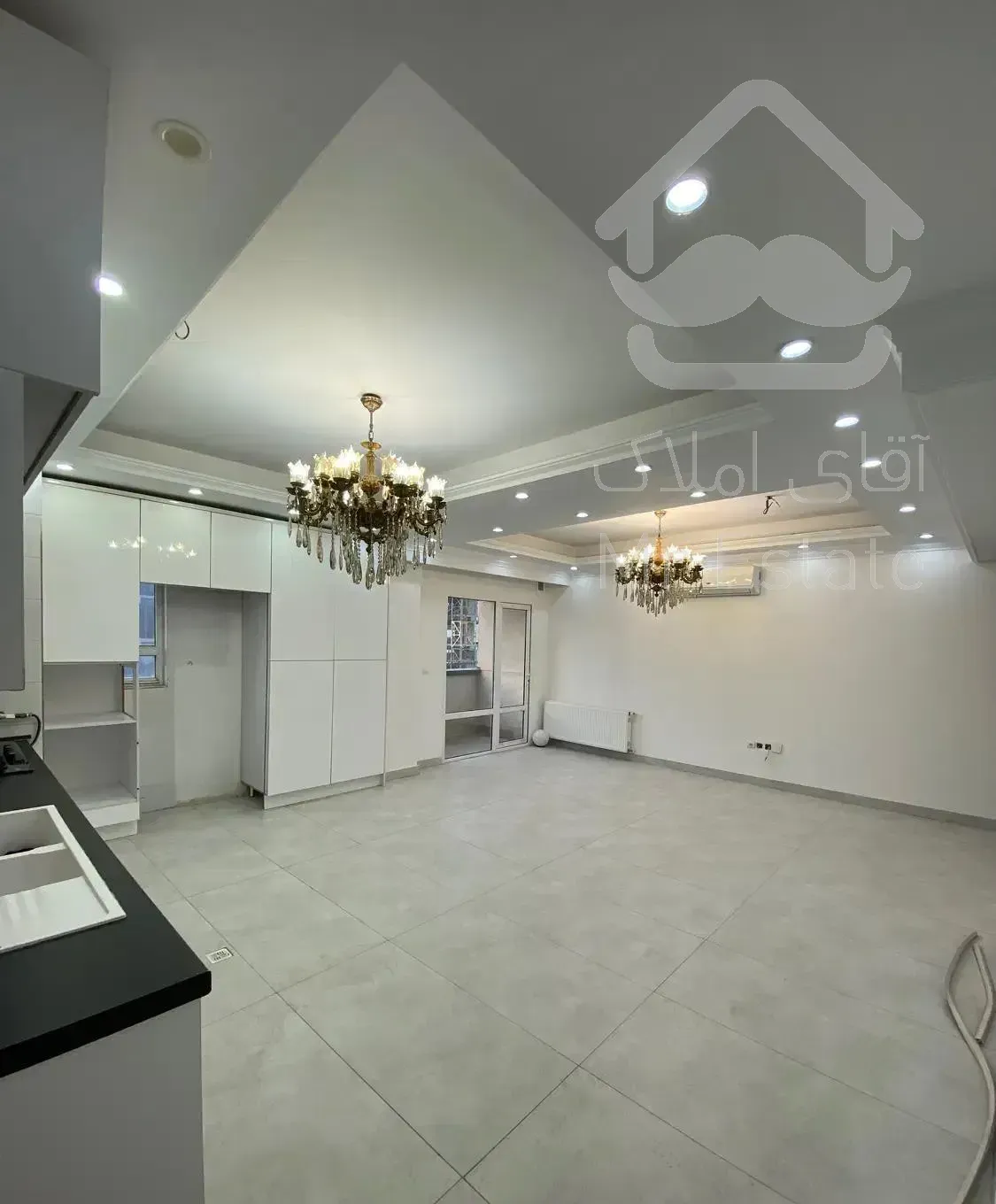 آپارتمان ۹۳متری/دو خواب/دریاچه خلیج‌ فارس