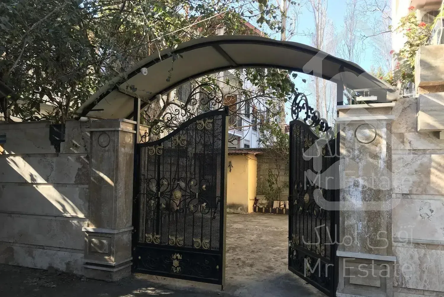 سوئیت دو نفره تمیز نزدیک ساحل