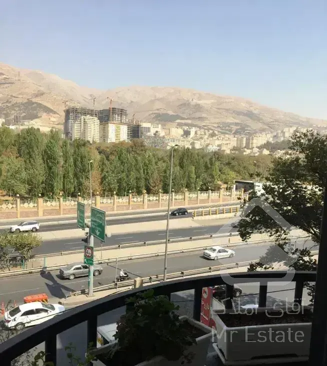 ۱۴۵متری سه‌خواب دسترسی ویوو عالی