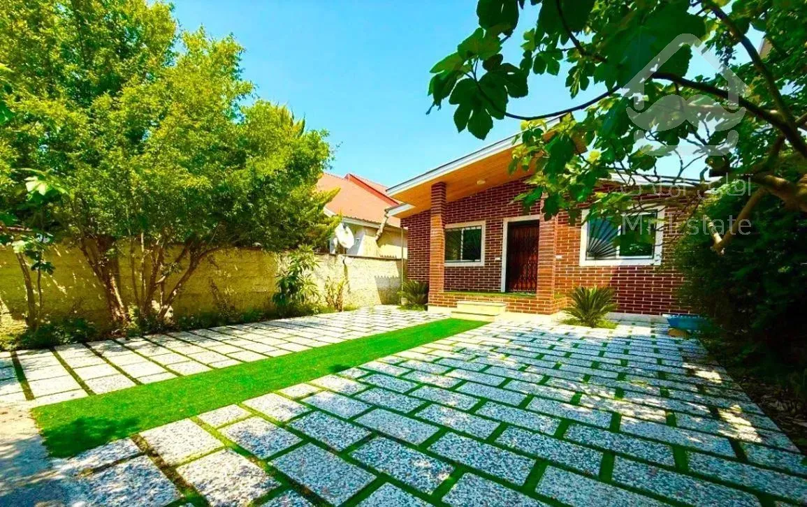 ویلاباغچه ۳۰۰متری/امضای مالک ۲/۵