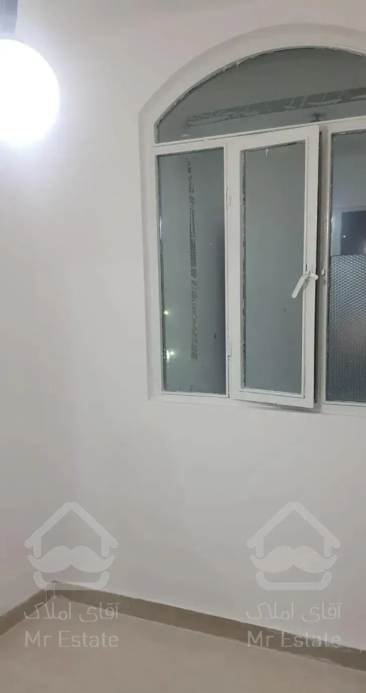 ۵۰متر نقاشی وبازسازی شده با انباری و پارکینگ موتور