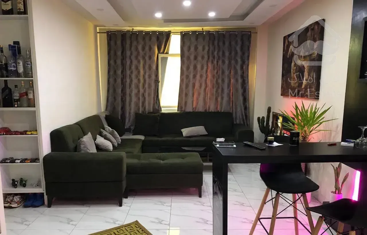 ۵۵مترتکخواب/طبقه اول+پارکینگ سندی