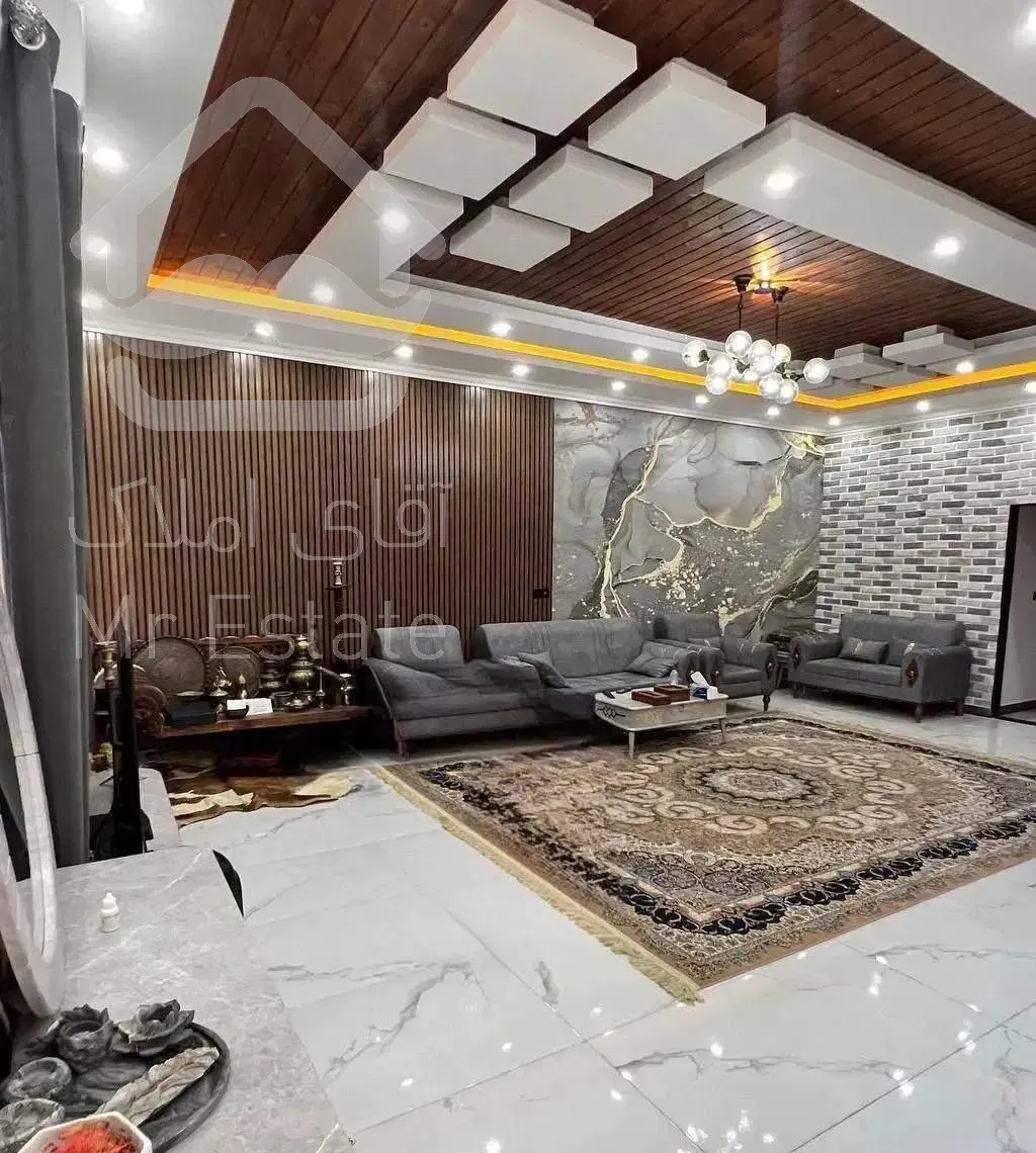 ویلا باغچه استخردار 200 متری شهرکی سندتک‌برگ