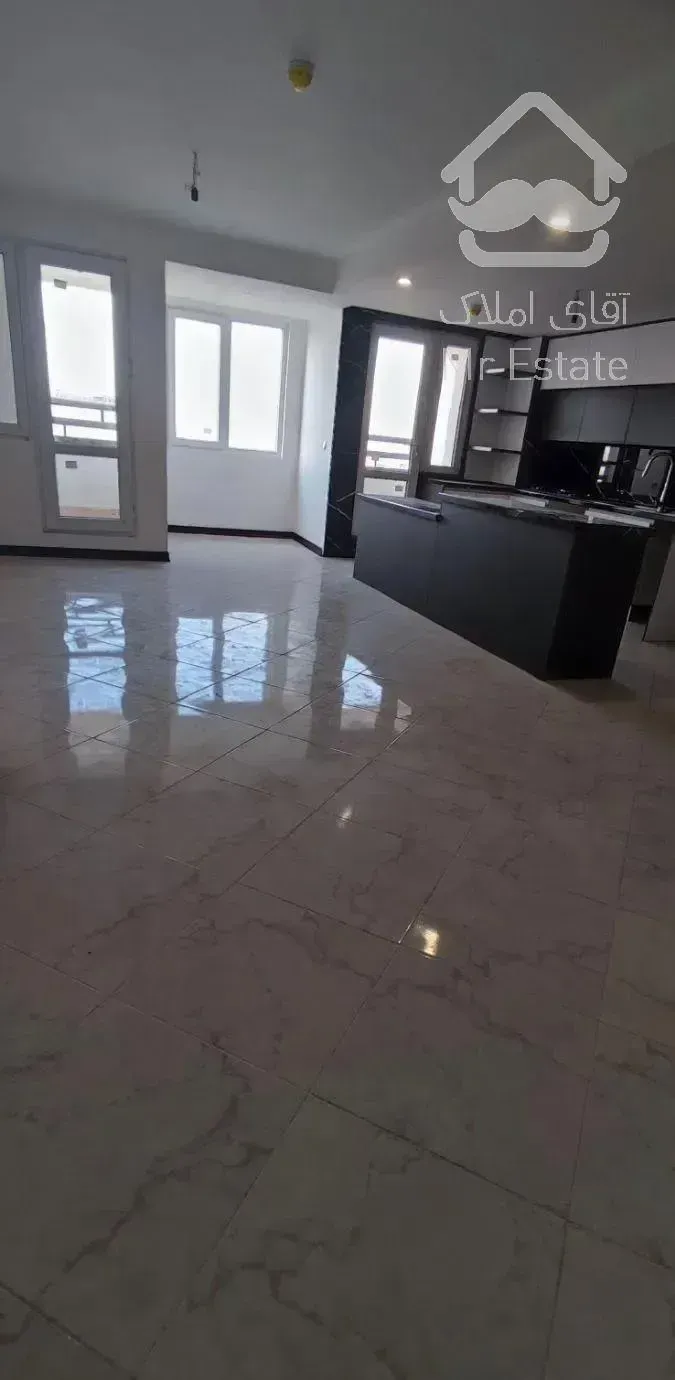 118متر دو خوابه/برج مروارید/18ماه/ویو دار