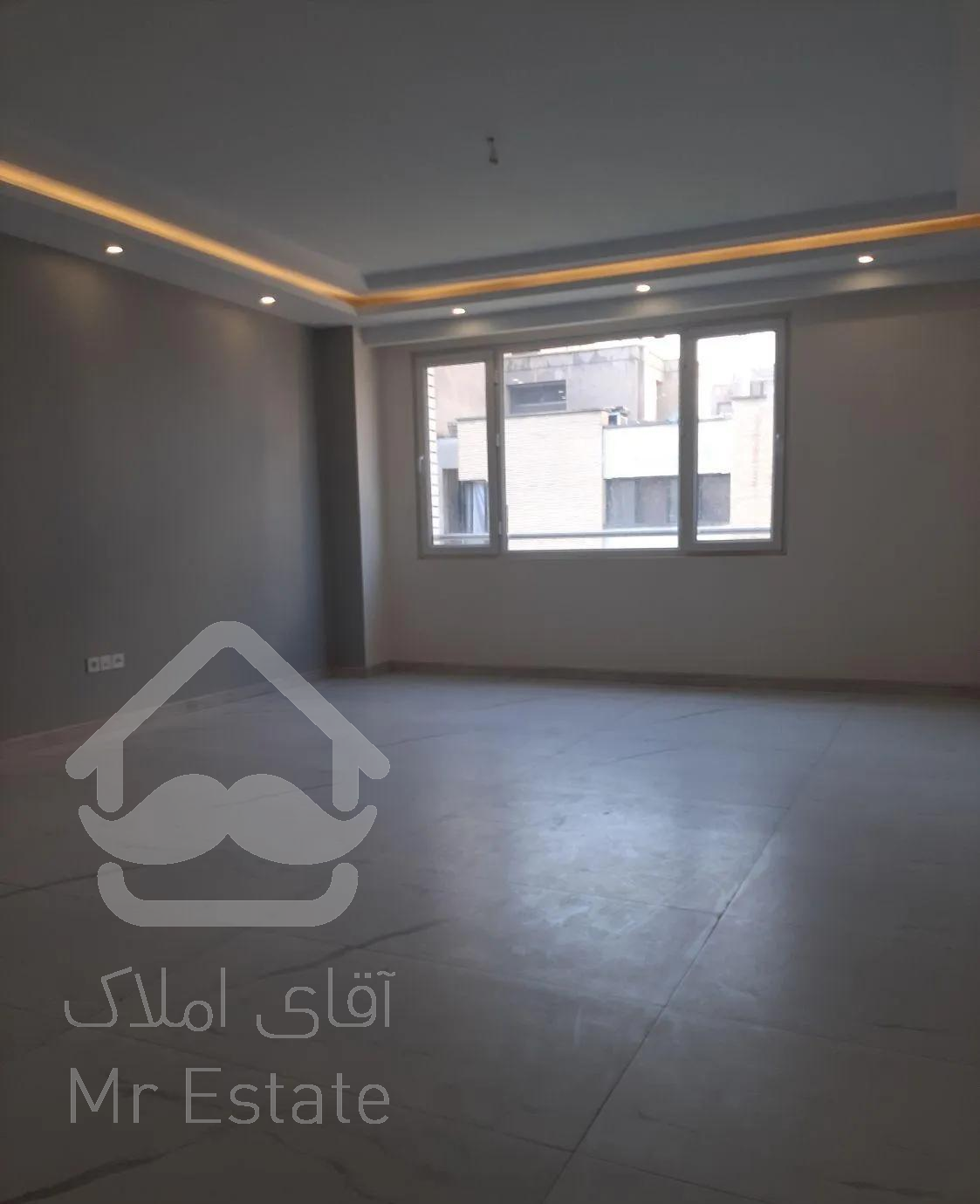 ۱۳۵ متر ۲ خوابه نوساز