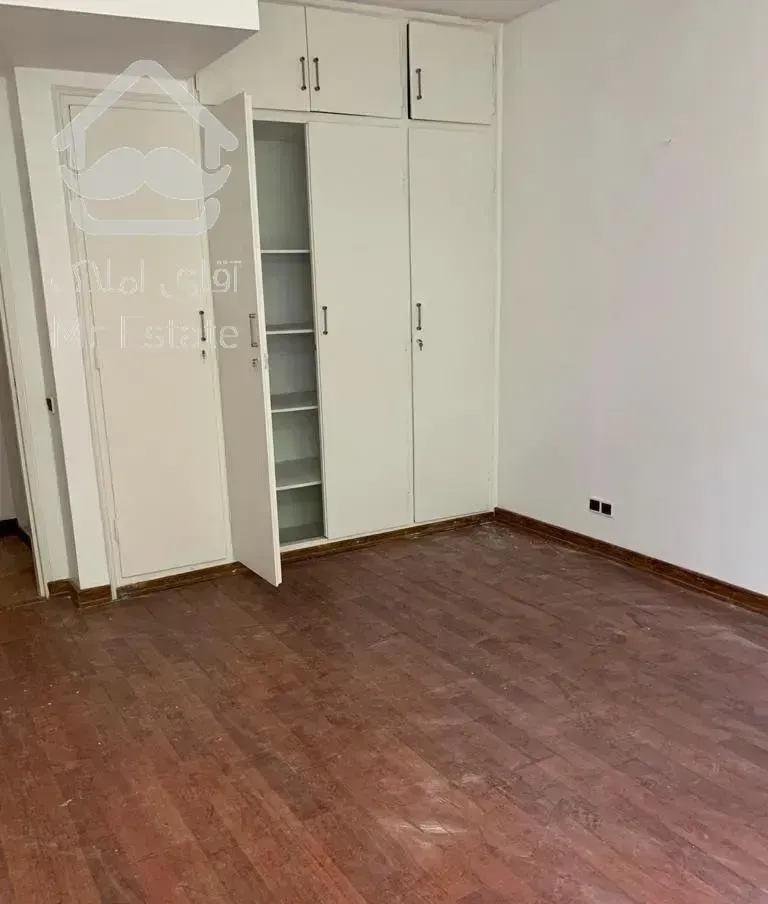 ۱۶۰متر سه خوابه گاندی