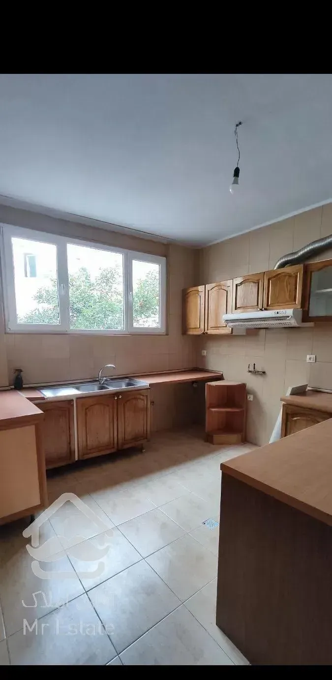 آپارتمان ۹۵ متر دو خوابه غرق نور