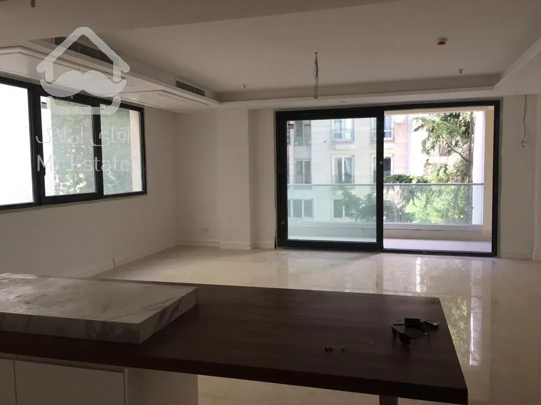 آپارتمان ١٢٠متری آجودانیه