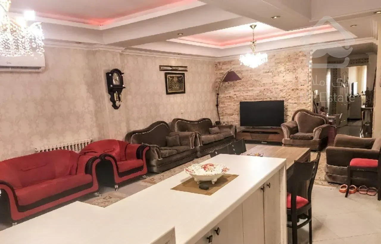 فروش آپارتمان ۹۵ متری خیابان شریعتی