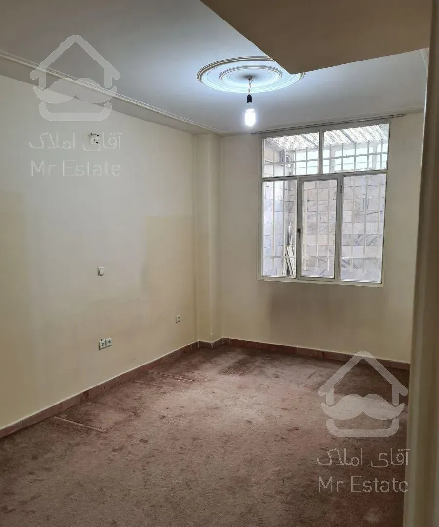 شهرآرا ۱۸۳ متر ۴ خوابه طبقه اول با حیاط خلوت مسقف