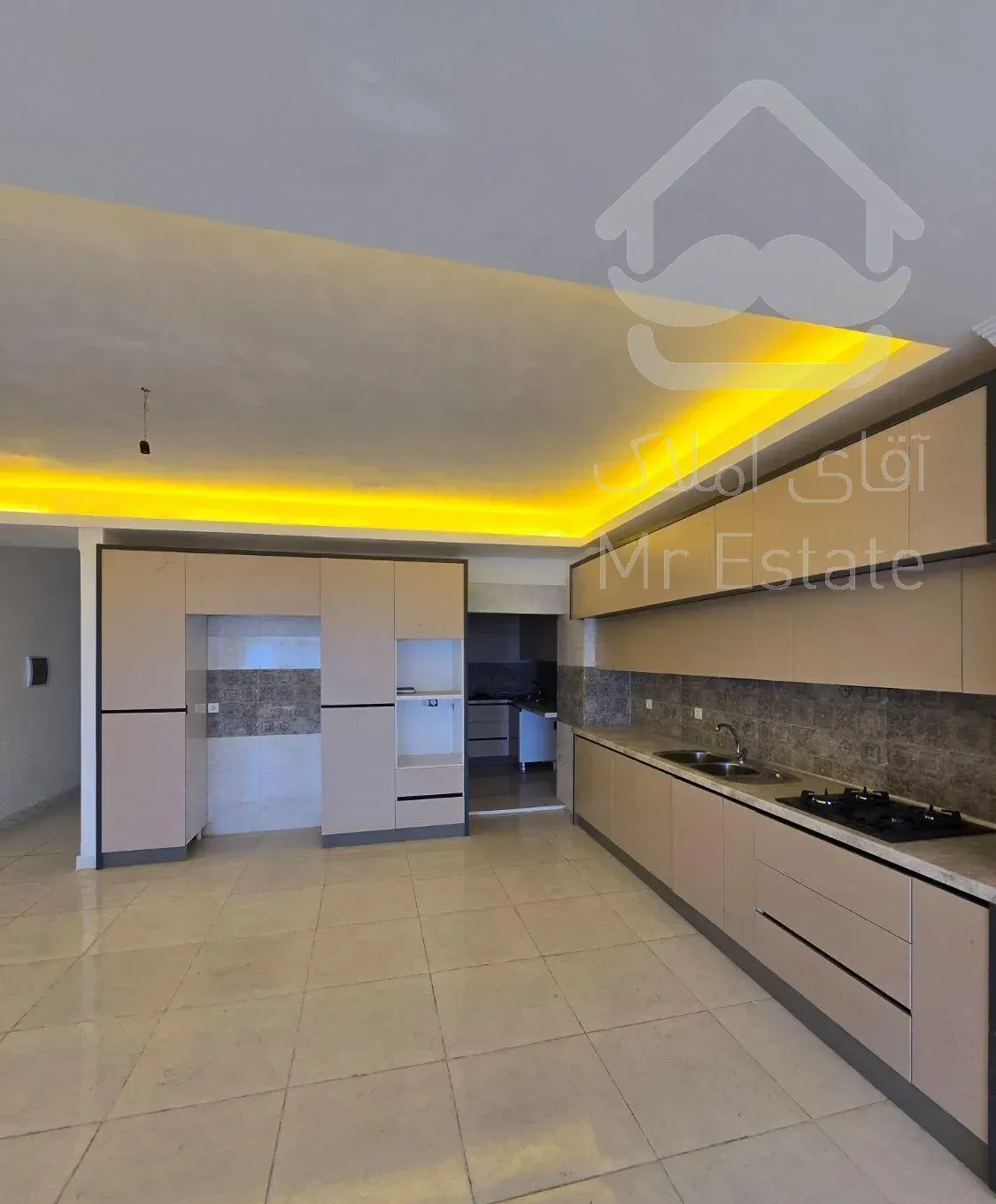 فروش ۱۵۰متر آپارتمان کلید نخورده ویو دریا/وام دار