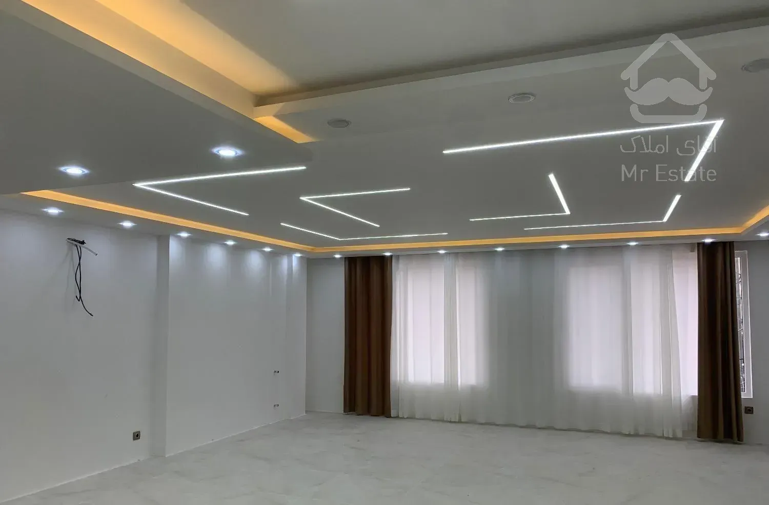 آپارتمان نوساز شهرک گلستان ۱۲۰ متر