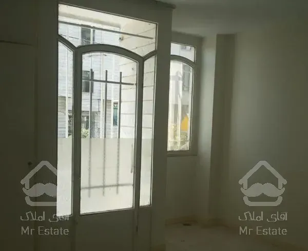 آپارتمان ۶۶ متری +حیاط خلوت تخلیه