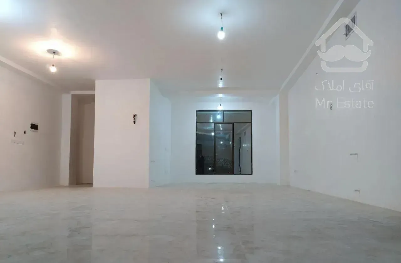 ۱۳۳ متر سه خواب.واقع در اسفند آباد